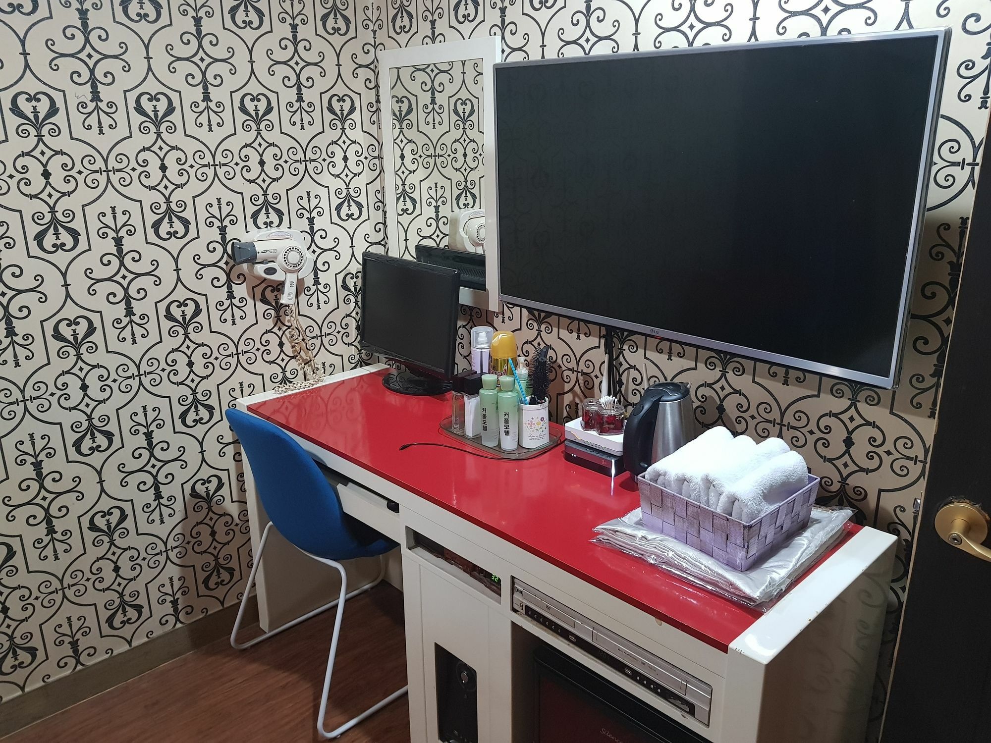 Couple Motel Seoul Bagian luar foto